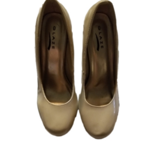 Glaze Nude Heels size 8